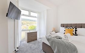 Hilltop House - Tv In Every Bedroom!